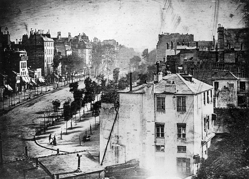 800px-Boulevard_du_Temple_by_Daguerre